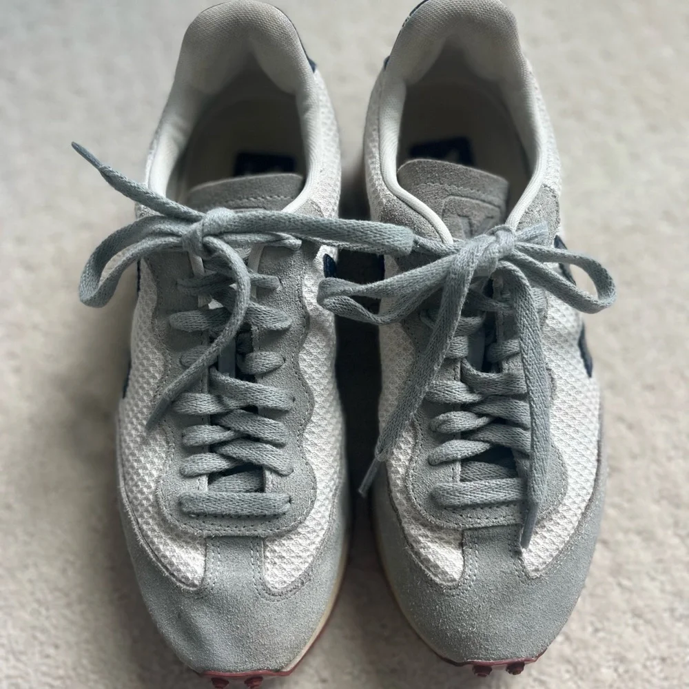 Veja Rio Branco womens Sneakers in Grey, Navy & Cream US 6 EUR 37 - Picture 2 of 7
